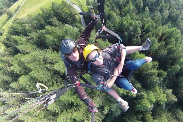 Air-Tarentaise-parapente-eTe-Vol-Parapente-KING-CROSS-a-Peisey-Vallandry